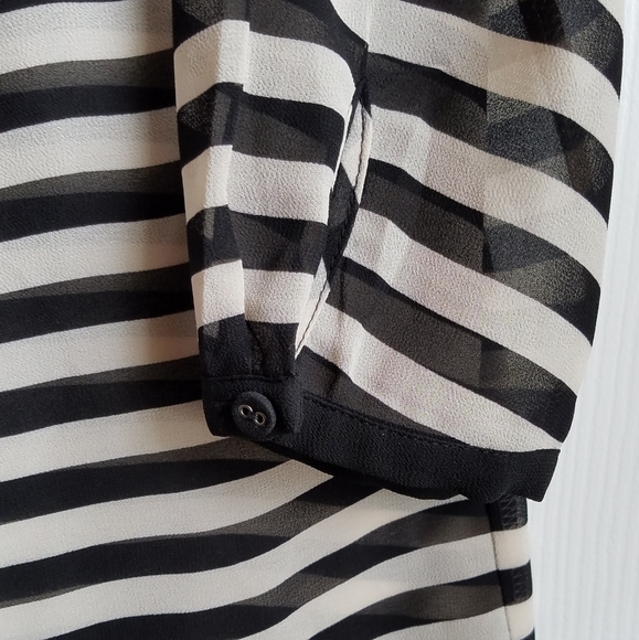 Sheer striped blouse - Picture 7 of 7